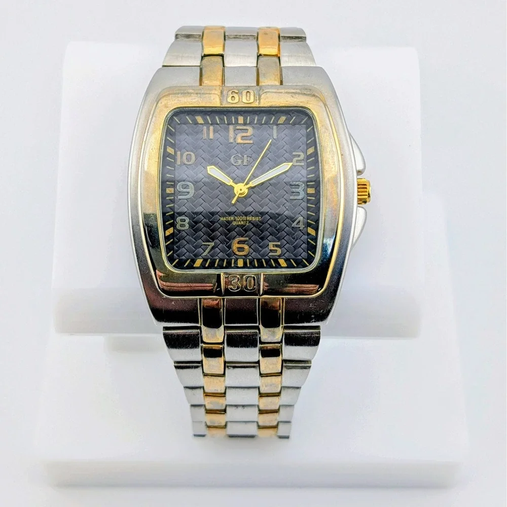 George Foreman GF Men's 40mm Carbon Fiber Style Dial Watch Extra Long Bracelet
